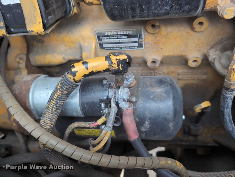 image for item EG2746 1989 John Deere 344E wheel loader