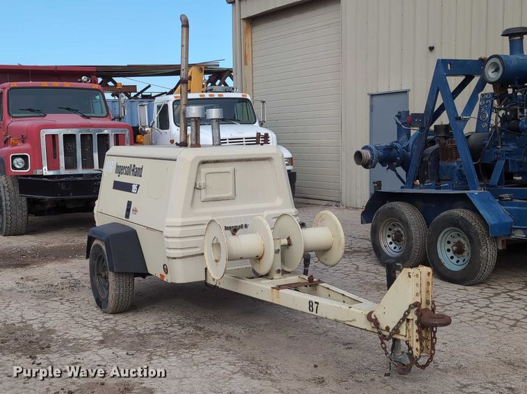 image for item EG2753 2005 Ingersoll Rand P185WJD air compressor