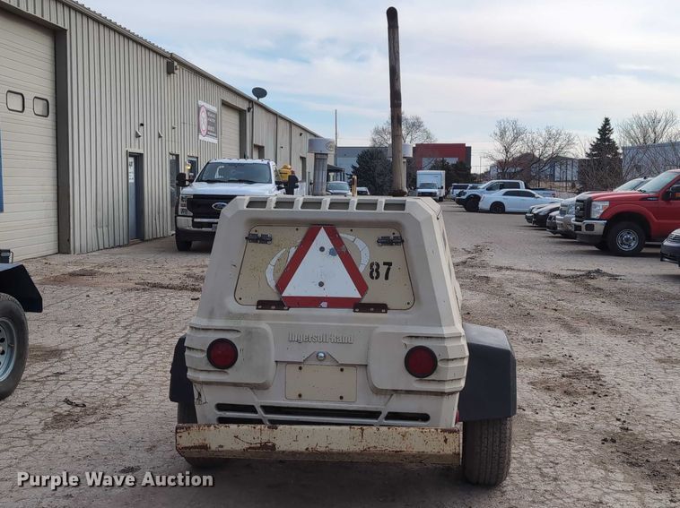 image for item EG2753 2005 Ingersoll Rand P185WJD air compressor