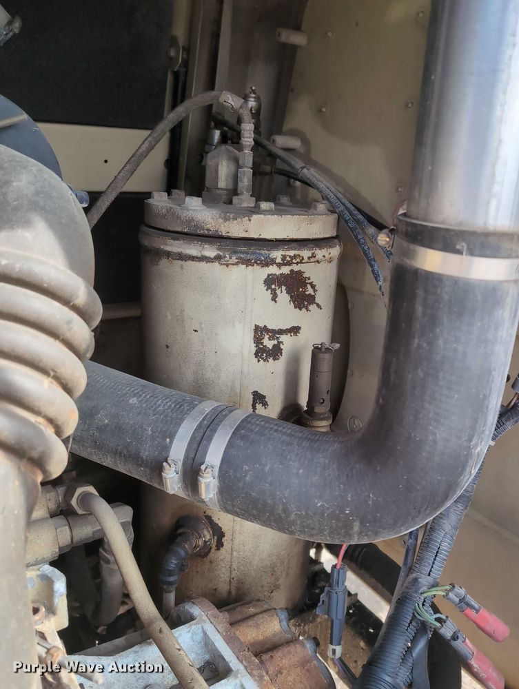 image for item EG2753 2005 Ingersoll Rand P185WJD air compressor