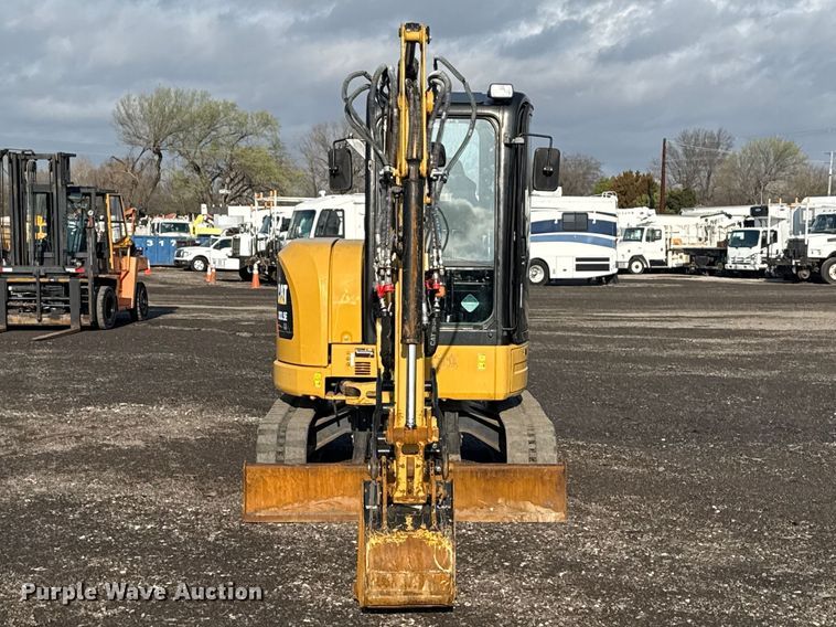 image for item EG8842 2014 Caterpillar 303.5E mini excavator