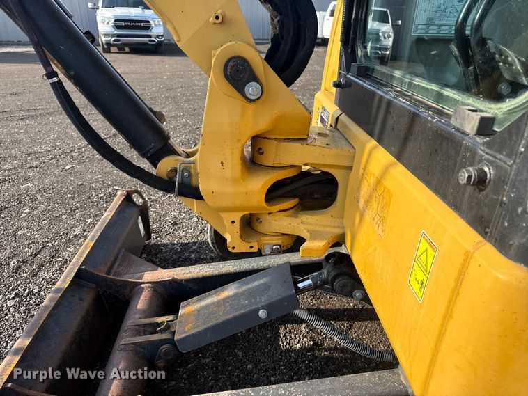image for item EG8842 2014 Caterpillar 303.5E mini excavator
