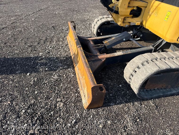 image for item EG8842 2014 Caterpillar 303.5E mini excavator