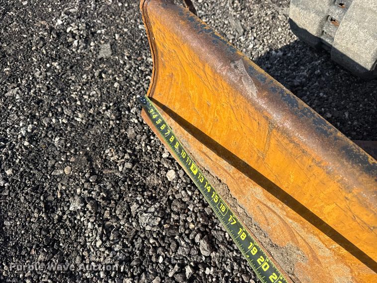 image for item EG8842 2014 Caterpillar 303.5E mini excavator