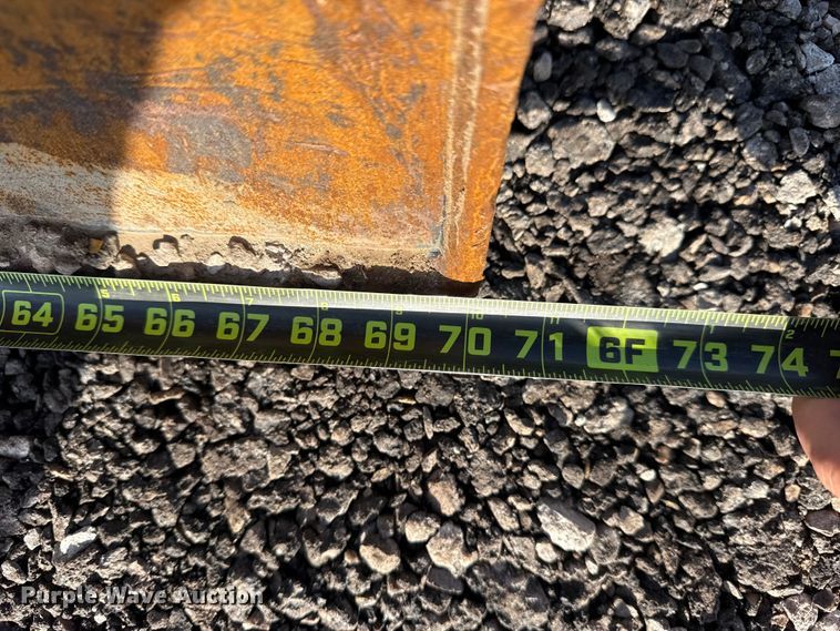 image for item EG8842 2014 Caterpillar 303.5E mini excavator