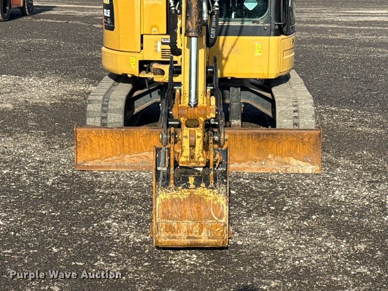 image for item EG8842 2014 Caterpillar 303.5E mini excavator