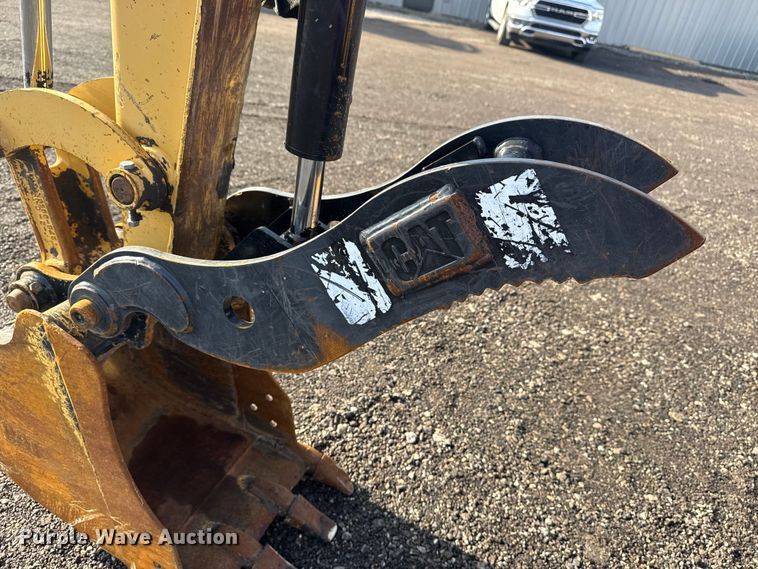 image for item EG8842 2014 Caterpillar 303.5E mini excavator