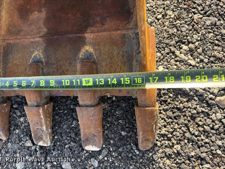 image for item EG8842 2014 Caterpillar 303.5E mini excavator