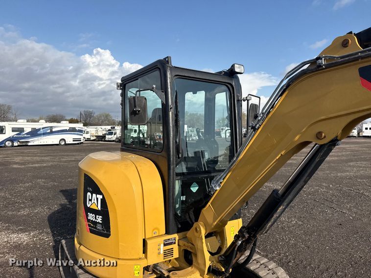 image for item EG8842 2014 Caterpillar 303.5E mini excavator