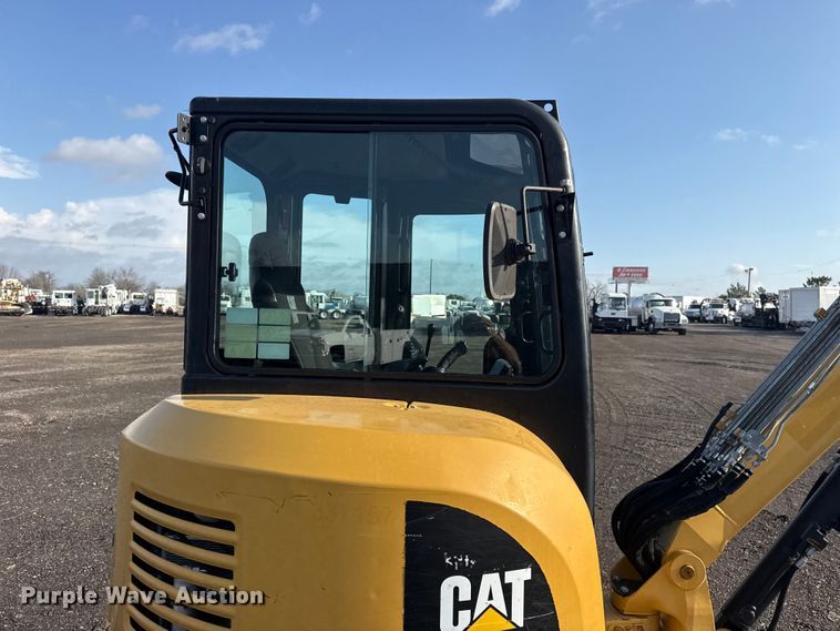 image for item EG8842 2014 Caterpillar 303.5E mini excavator