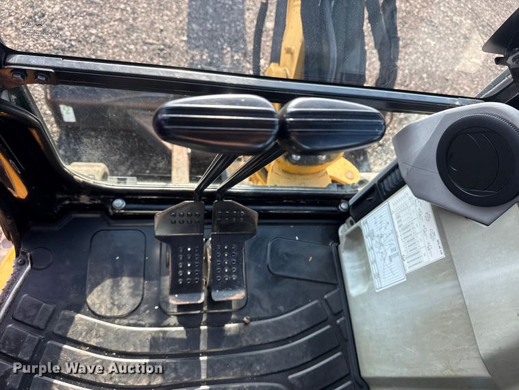 image for item EG8842 2014 Caterpillar 303.5E mini excavator