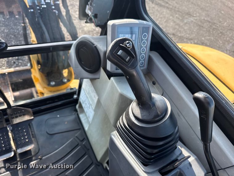 image for item EG8842 2014 Caterpillar 303.5E mini excavator