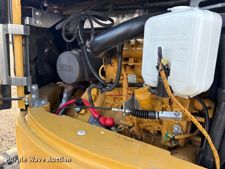 image for item EG8842 2014 Caterpillar 303.5E mini excavator