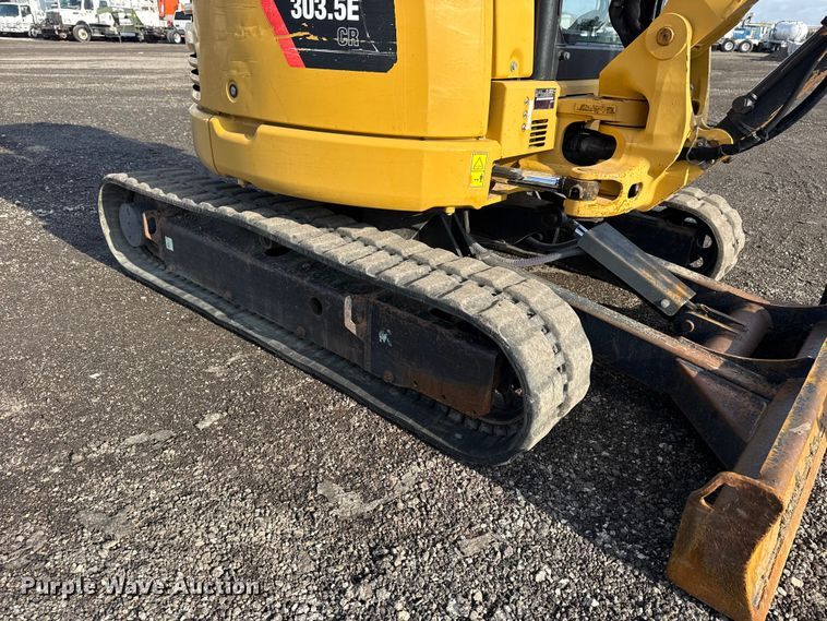 image for item EG8842 2014 Caterpillar 303.5E mini excavator