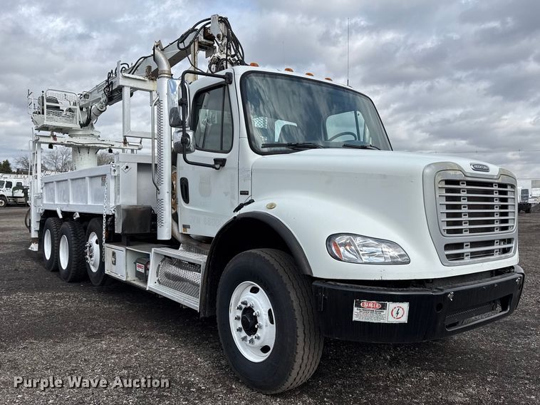 image for item EG8845 2010 Freightliner Business Class M2 crane truck