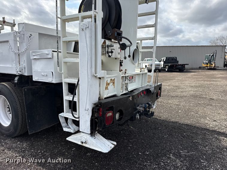 image for item EG8845 2010 Freightliner Business Class M2 crane truck