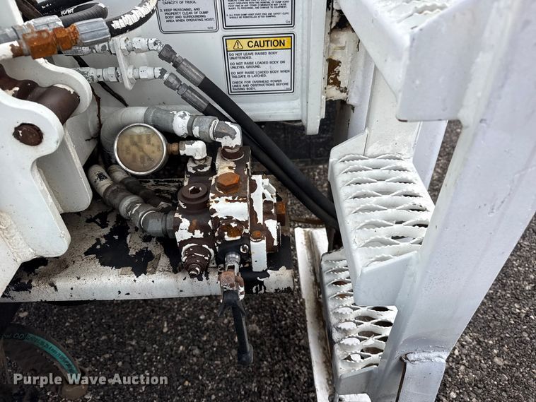 image for item EG8845 2010 Freightliner Business Class M2 crane truck