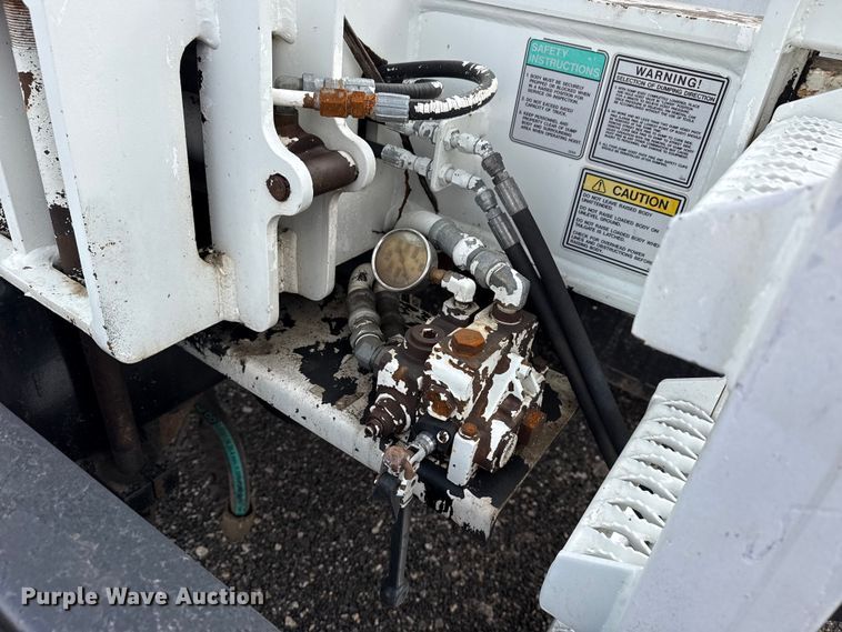 image for item EG8845 2010 Freightliner Business Class M2 crane truck