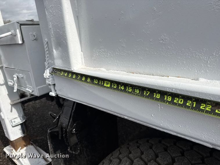 image for item EG8845 2010 Freightliner Business Class M2 crane truck