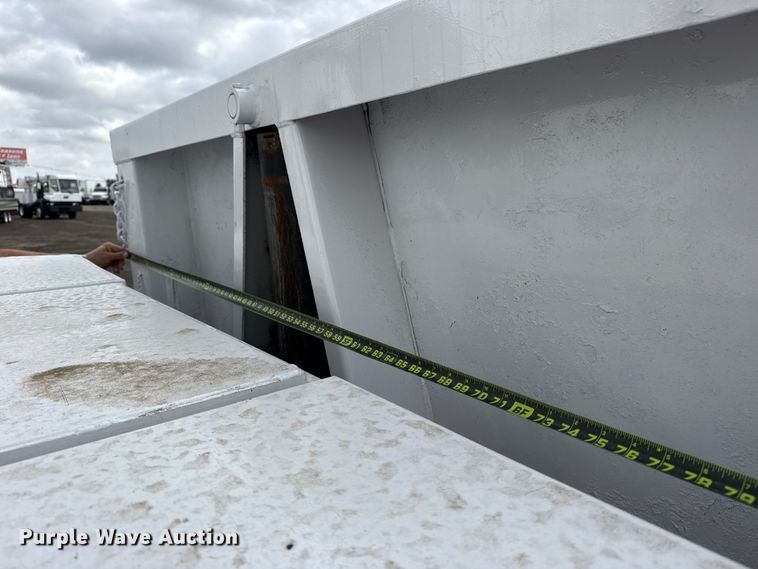 image for item EG8845 2010 Freightliner Business Class M2 crane truck