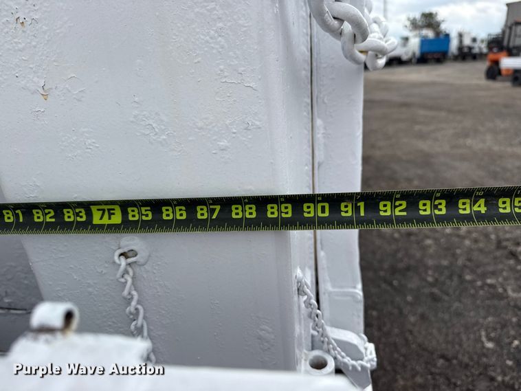 image for item EG8845 2010 Freightliner Business Class M2 crane truck