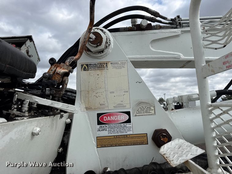 image for item EG8845 2010 Freightliner Business Class M2 crane truck