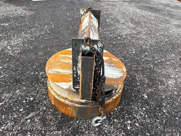 image for item EG8845 2010 Freightliner Business Class M2 crane truck