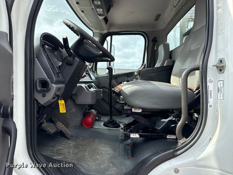 image for item EG8845 2010 Freightliner Business Class M2 crane truck