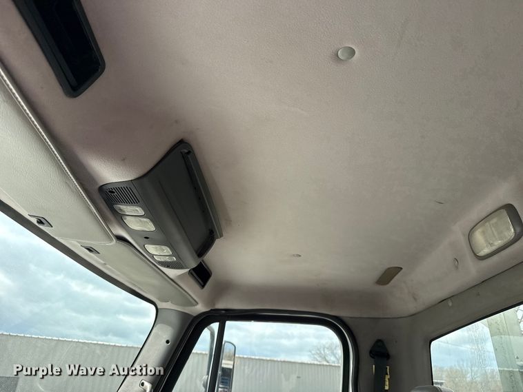 image for item EG8845 2010 Freightliner Business Class M2 crane truck