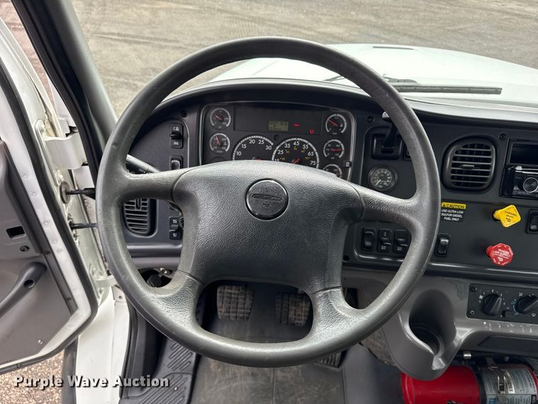 image for item EG8845 2010 Freightliner Business Class M2 crane truck