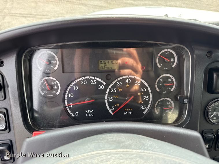 image for item EG8845 2010 Freightliner Business Class M2 crane truck