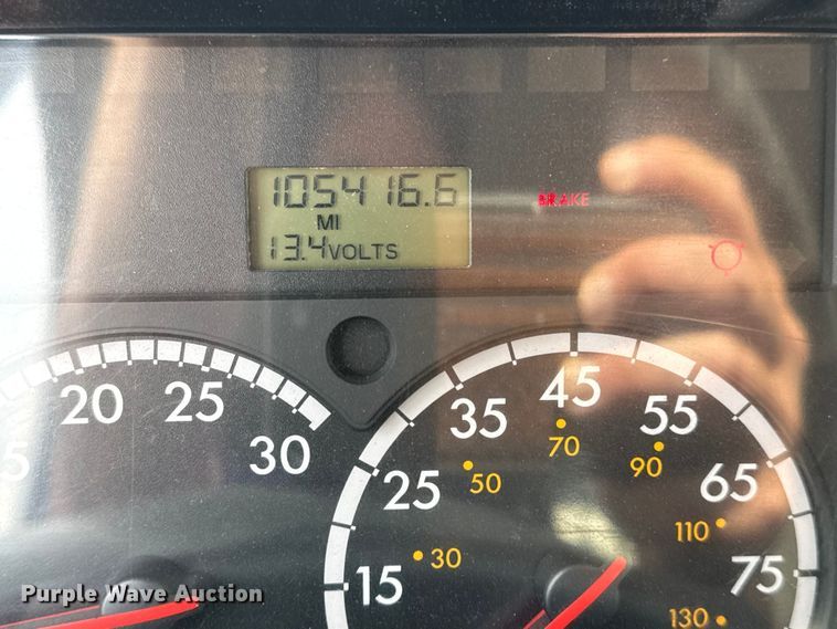 image for item EG8845 2010 Freightliner Business Class M2 crane truck