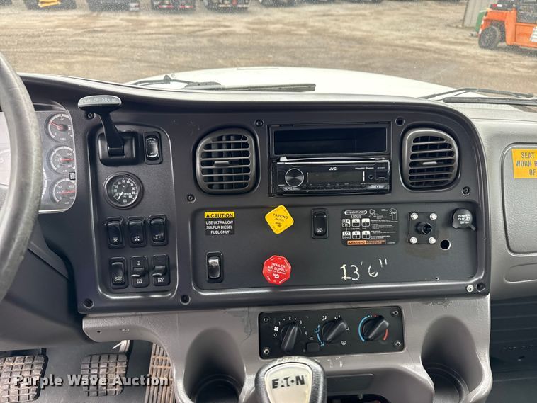 image for item EG8845 2010 Freightliner Business Class M2 crane truck