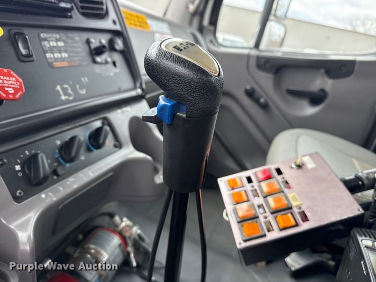 image for item EG8845 2010 Freightliner Business Class M2 crane truck