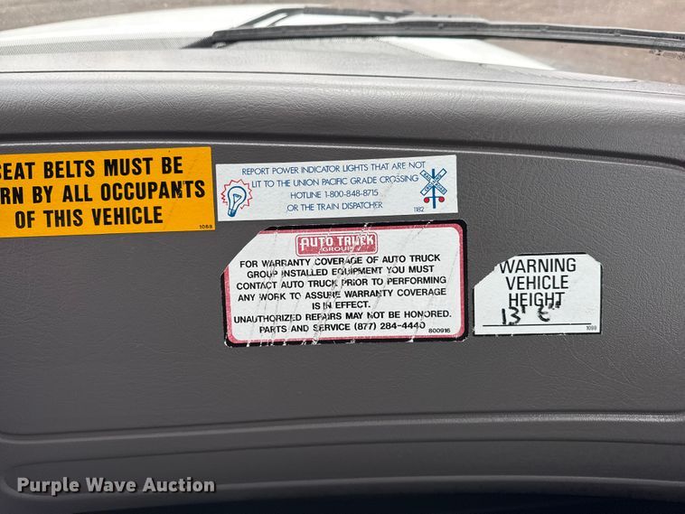 image for item EG8845 2010 Freightliner Business Class M2 crane truck