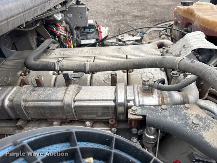 image for item EG8845 2010 Freightliner Business Class M2 crane truck