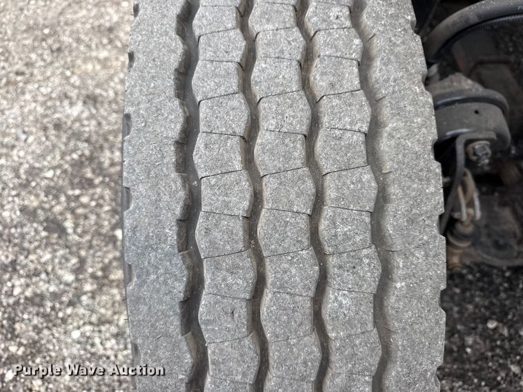 image for item EG8845 2010 Freightliner Business Class M2 crane truck