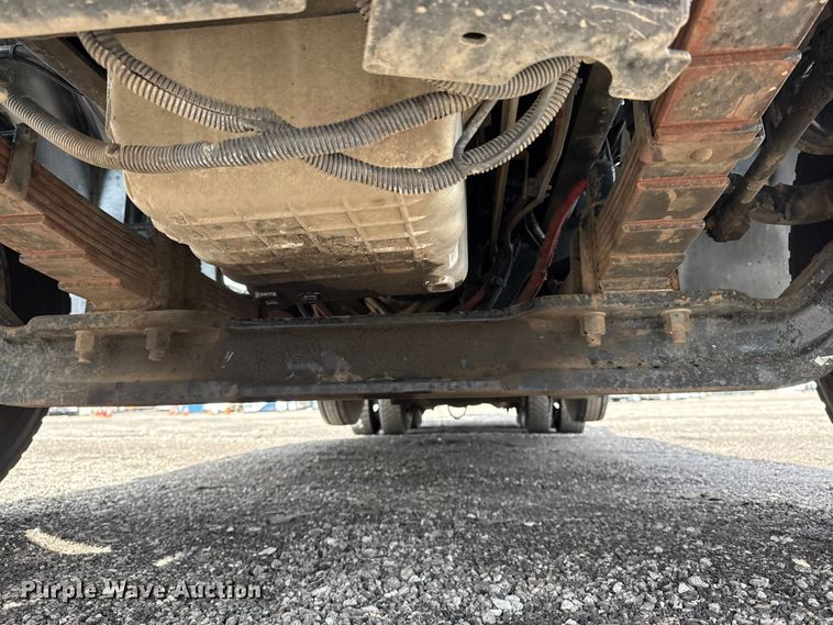 image for item EG8845 2010 Freightliner Business Class M2 crane truck