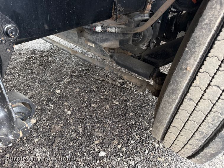 image for item EG8845 2010 Freightliner Business Class M2 crane truck