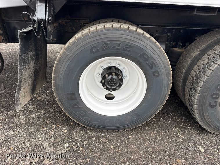 image for item EG8845 2010 Freightliner Business Class M2 crane truck