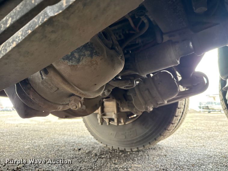 image for item EG8845 2010 Freightliner Business Class M2 crane truck