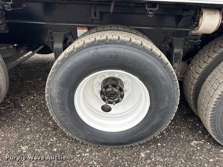 image for item EG8845 2010 Freightliner Business Class M2 crane truck