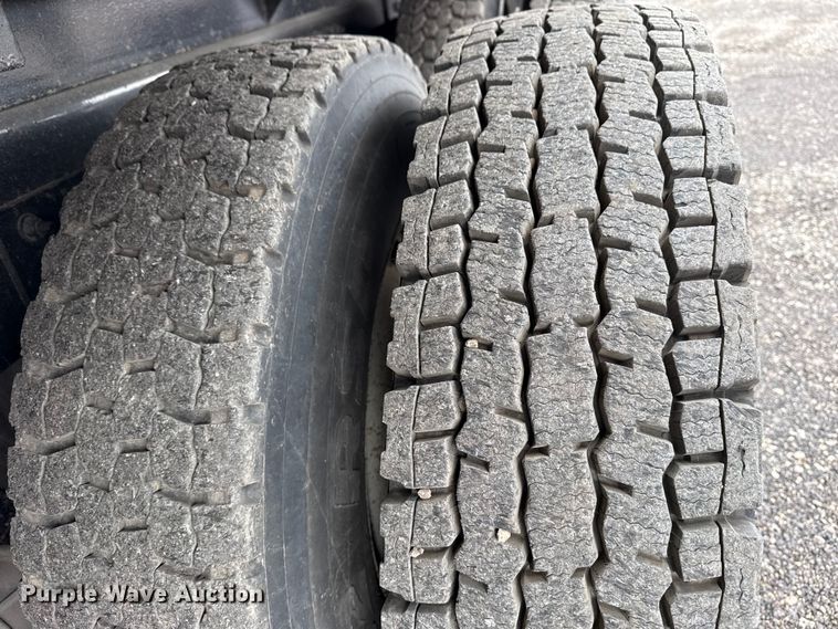 image for item EG8845 2010 Freightliner Business Class M2 crane truck