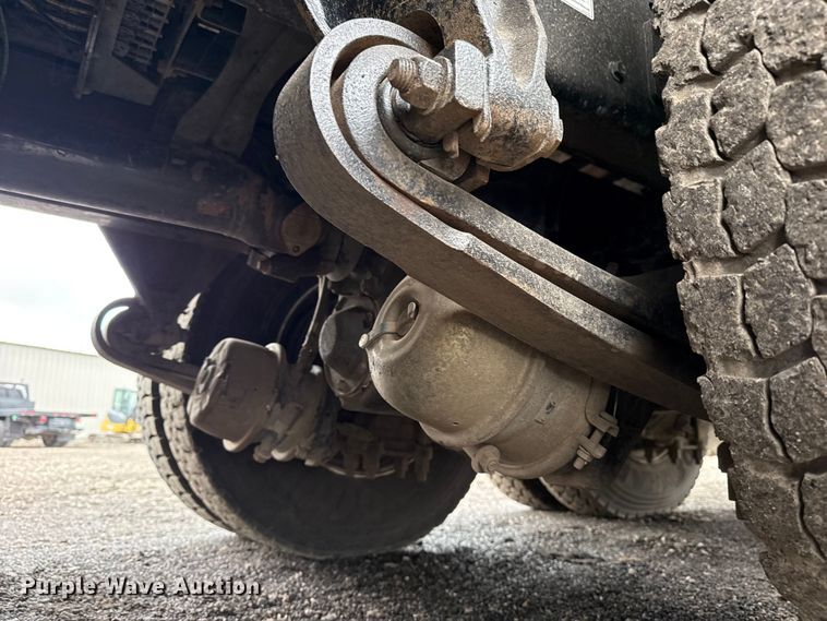 image for item EG8845 2010 Freightliner Business Class M2 crane truck