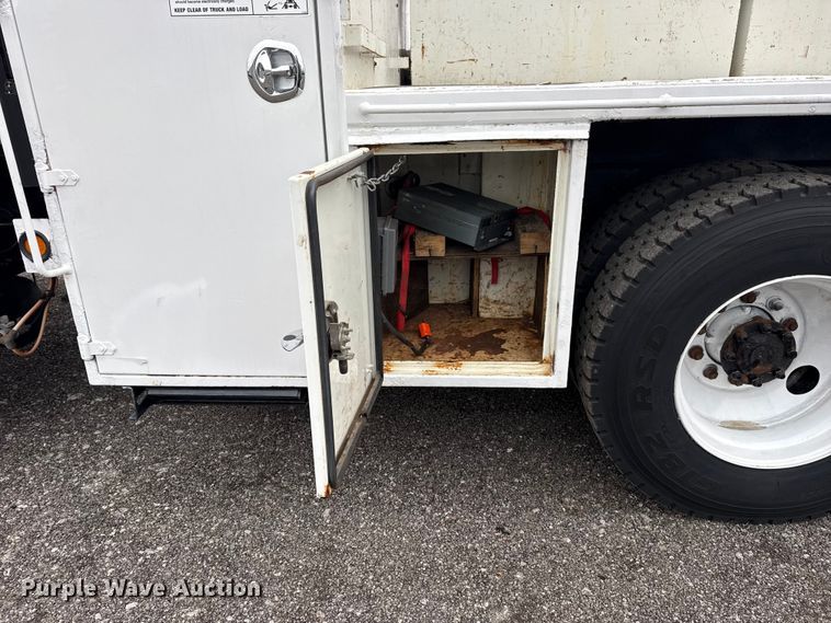 image for item EG8849 2010 International 7500 Crew Cab crane truck