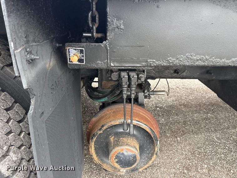 image for item EG8849 2010 International 7500 Crew Cab crane truck