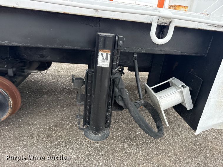 image for item EG8849 2010 International 7500 Crew Cab crane truck