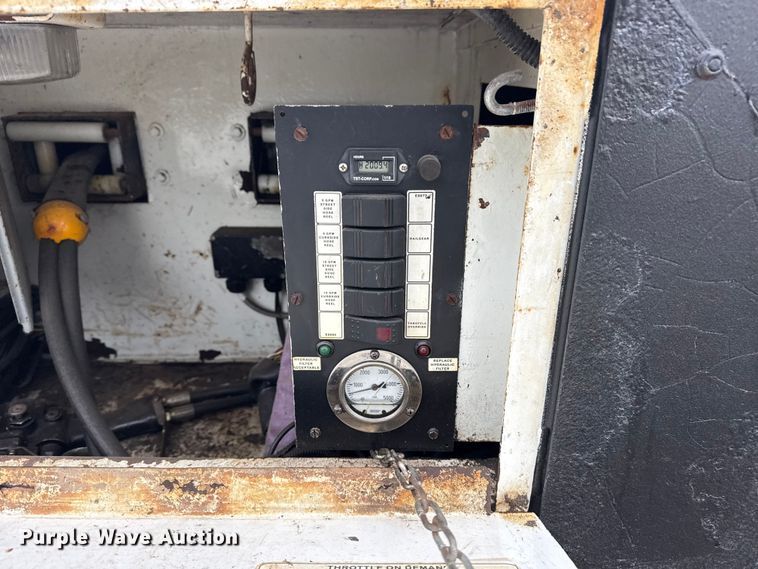 image for item EG8849 2010 International 7500 Crew Cab crane truck