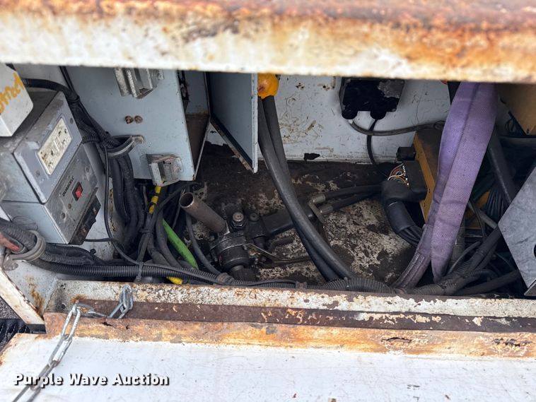 image for item EG8849 2010 International 7500 Crew Cab crane truck