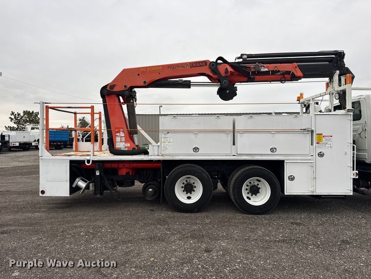 image for item EG8849 2010 International 7500 Crew Cab crane truck